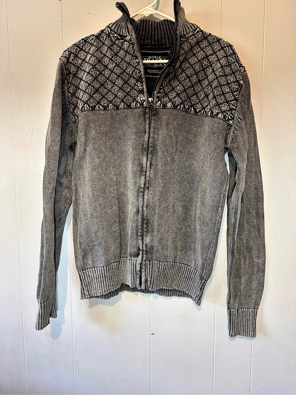 Buckle Black Standard Fit Geometric Zip-Up Sweater Gray Large
